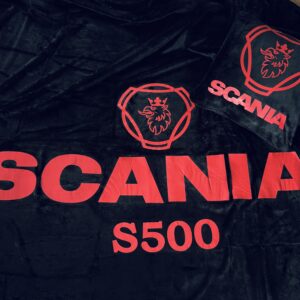 Vankúš a deka s logom